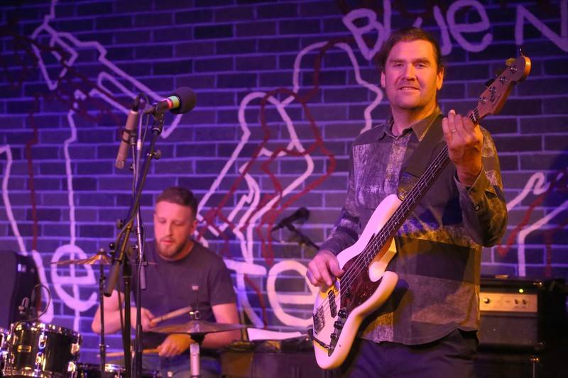 Marco Mendoza přivezl na Slovensko album New Direction