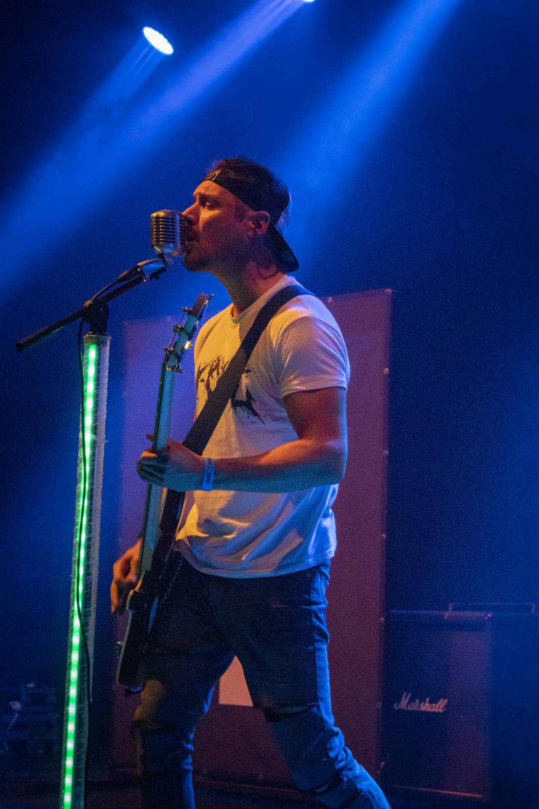 Dead End Festival se po třech letech rozezněl Českými Budějovicemi. Zahráli Hentai Corporation, Kurtizány z 25. Avenue nebo Honza Křížek