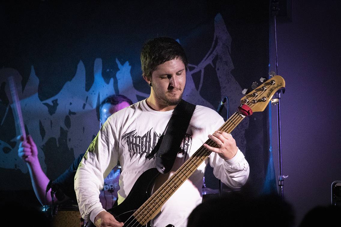 Dead End Festival se po třech letech rozezněl Českými Budějovicemi. Zahráli Hentai Corporation, Kurtizány z 25. Avenue nebo Honza Křížek