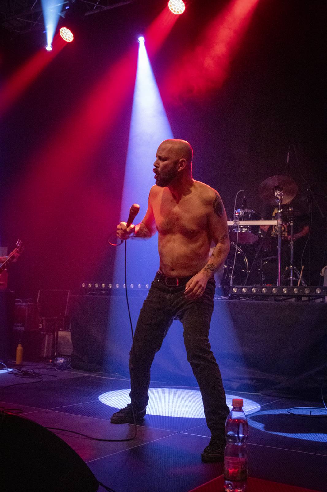 Dead End Festival se po třech letech rozezněl Českými Budějovicemi. Zahráli Hentai Corporation, Kurtizány z 25. Avenue nebo Honza Křížek