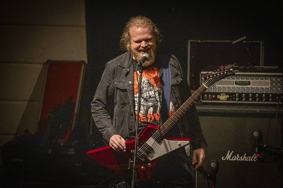 Dead End Festival se po třech letech rozezněl Českými Budějovicemi. Zahráli Hentai Corporation, Kurtizány z 25. Avenue nebo Honza Křížek