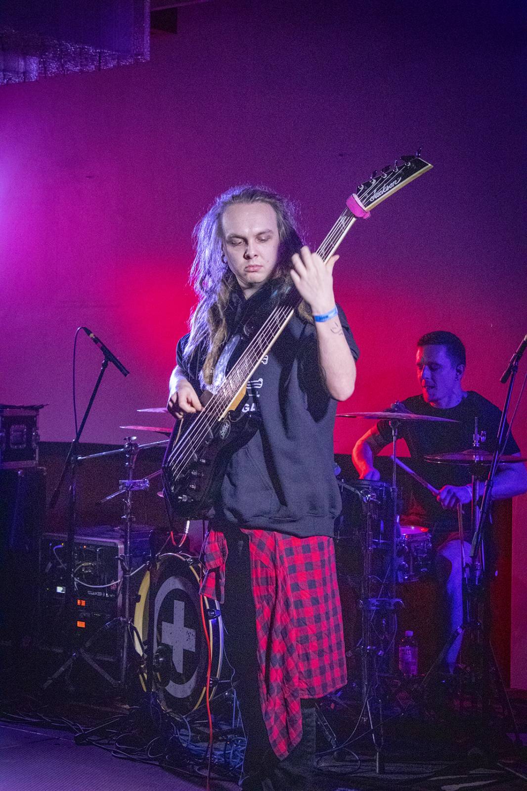 Dead End Festival se po třech letech rozezněl Českými Budějovicemi. Zahráli Hentai Corporation, Kurtizány z 25. Avenue nebo Honza Křížek