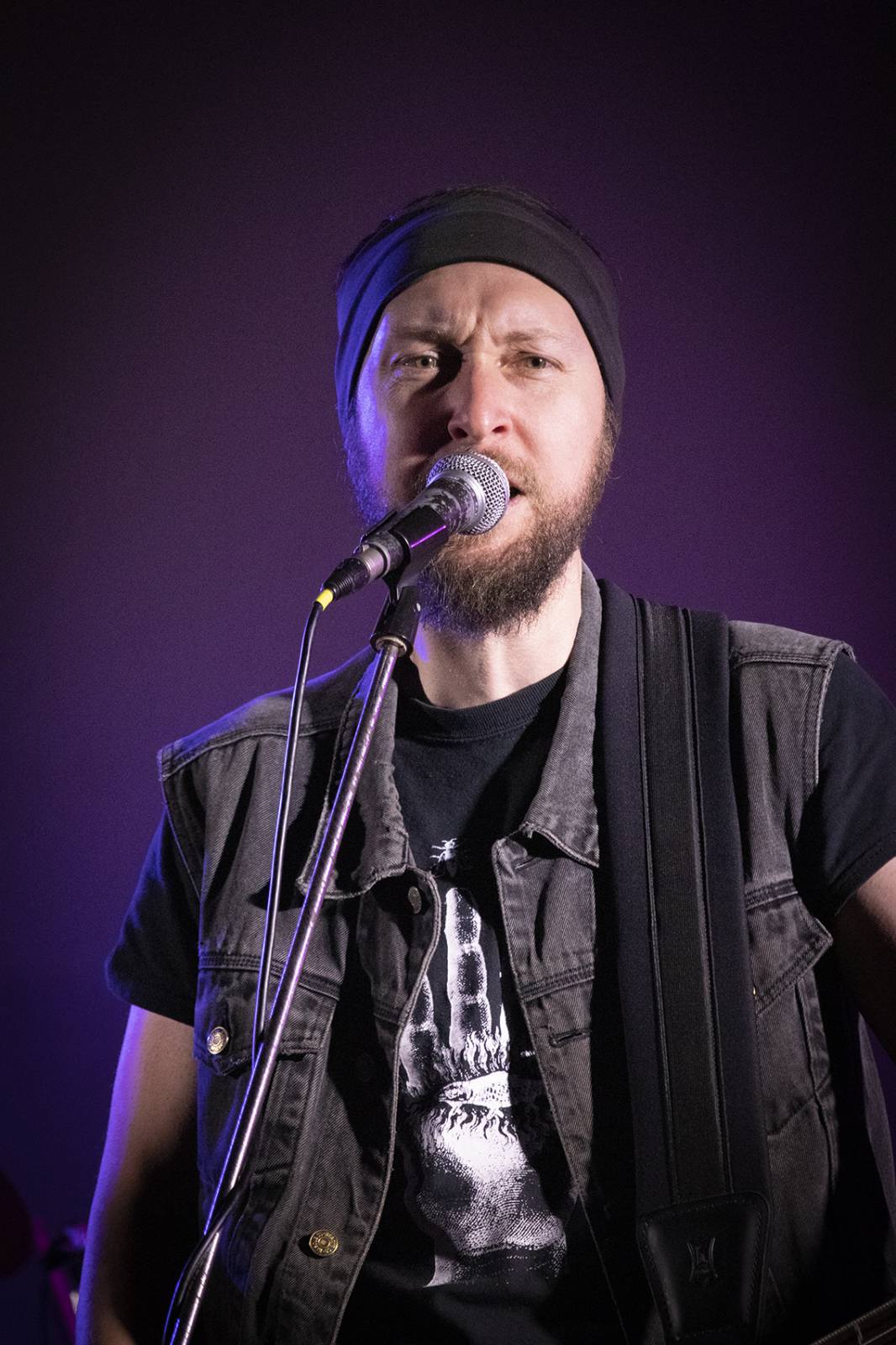 Dead End Festival se po třech letech rozezněl Českými Budějovicemi. Zahráli Hentai Corporation, Kurtizány z 25. Avenue nebo Honza Křížek