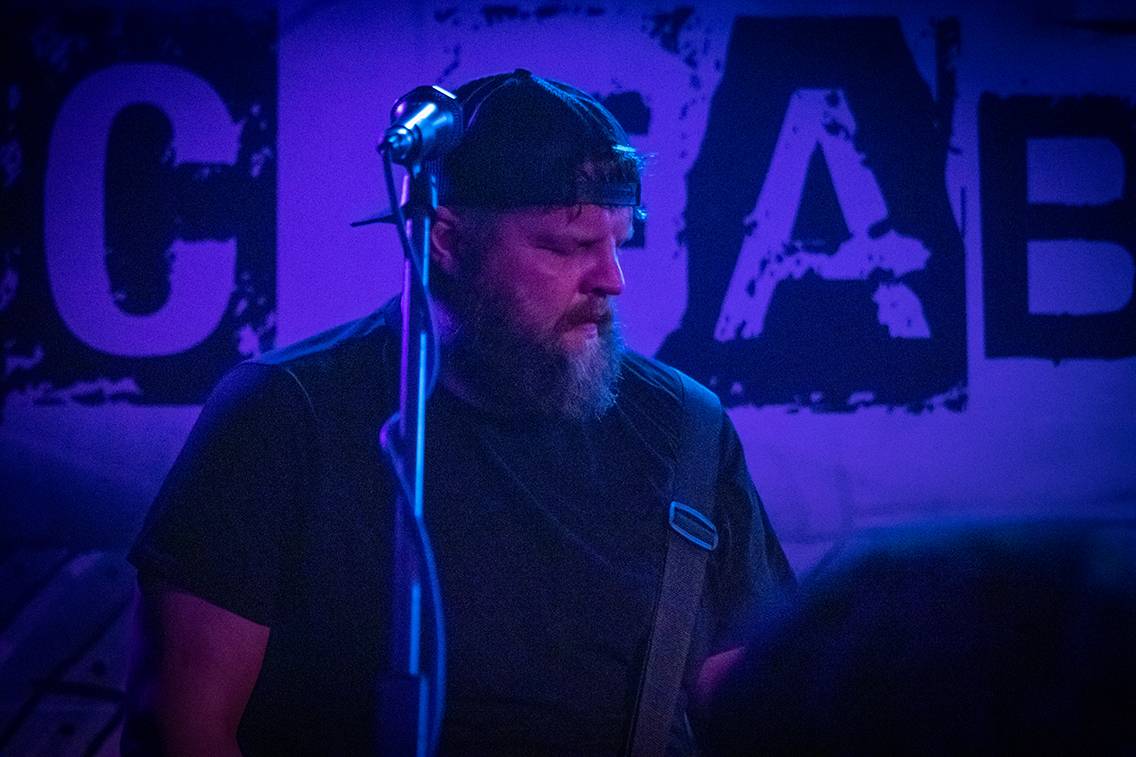 Přetrhnuté struny i plavání na lidech. Vypsaná fiXa dvakrát vyprodala České Budějovice