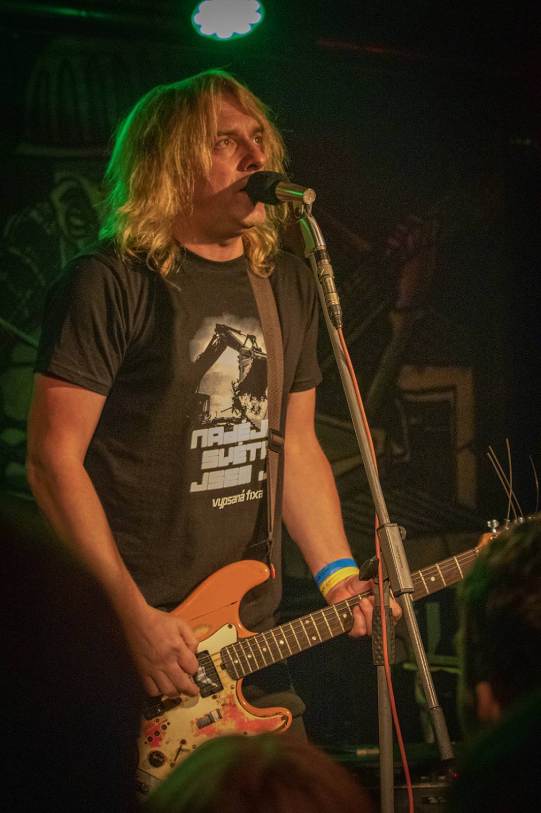 Přetrhnuté struny i plavání na lidech. Vypsaná fiXa dvakrát vyprodala České Budějovice