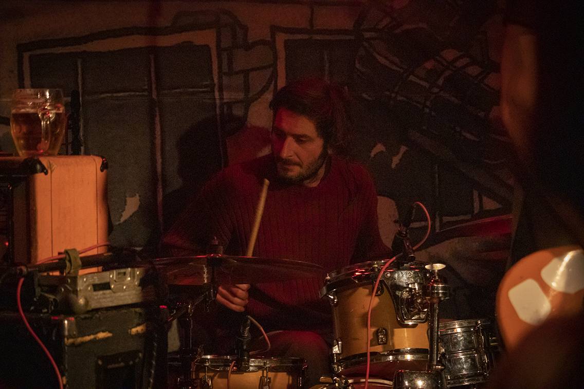 Přetrhnuté struny i plavání na lidech. Vypsaná fiXa dvakrát vyprodala České Budějovice