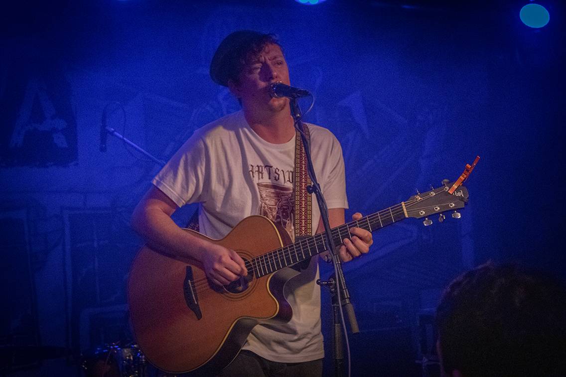 Přetrhnuté struny i plavání na lidech. Vypsaná fiXa dvakrát vyprodala České Budějovice