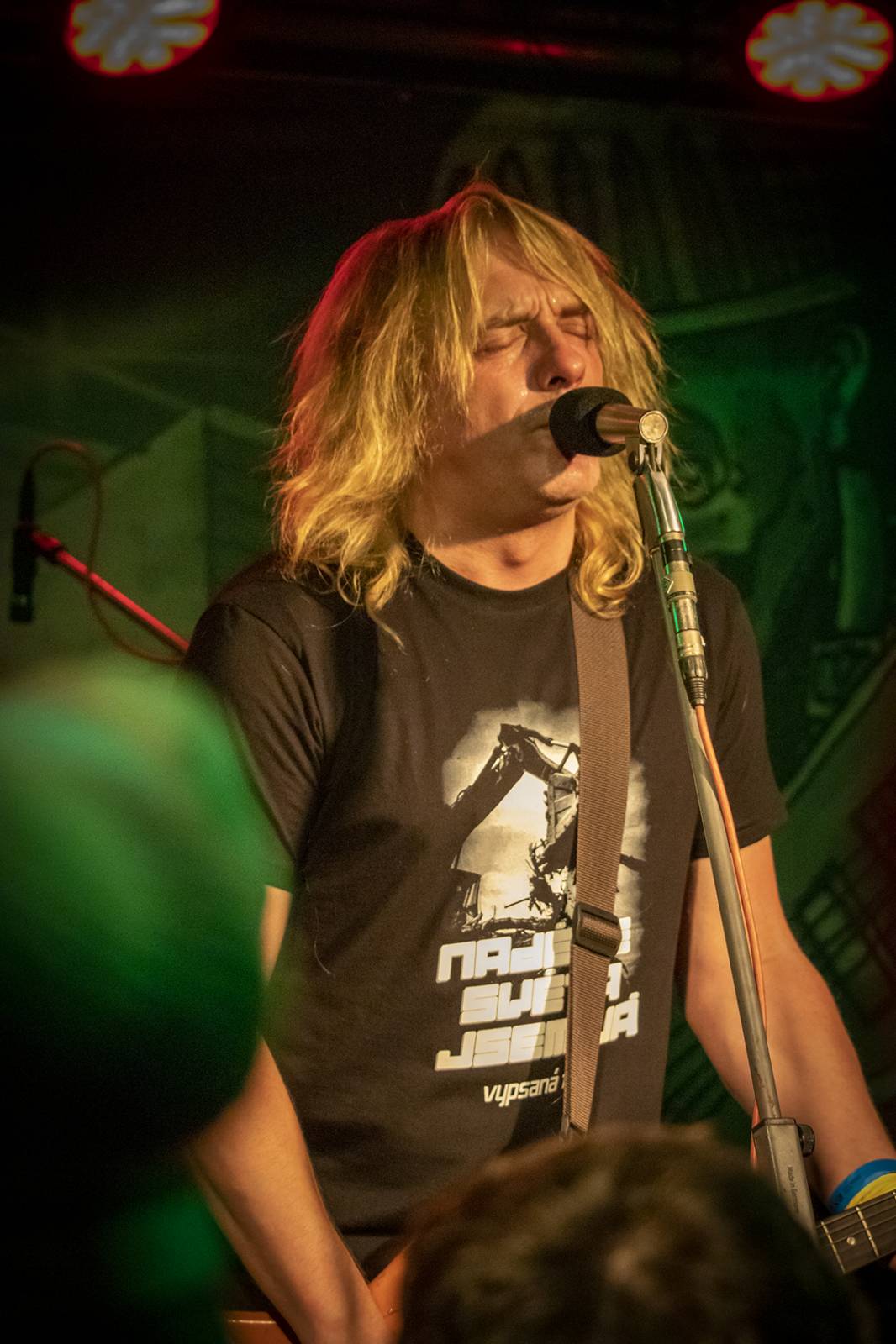 Přetrhnuté struny i plavání na lidech. Vypsaná fiXa dvakrát vyprodala České Budějovice