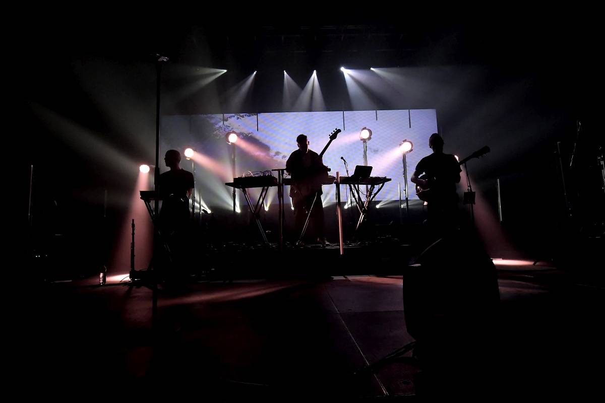 Bonobo ve Foru Karlín představil své nejemocionálnější album Fragments