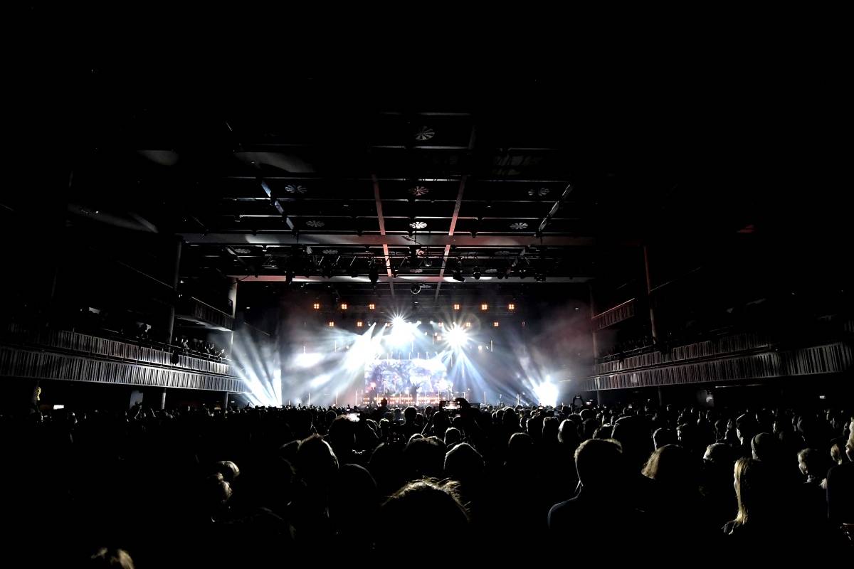 Bonobo ve Foru Karlín představil své nejemocionálnější album Fragments