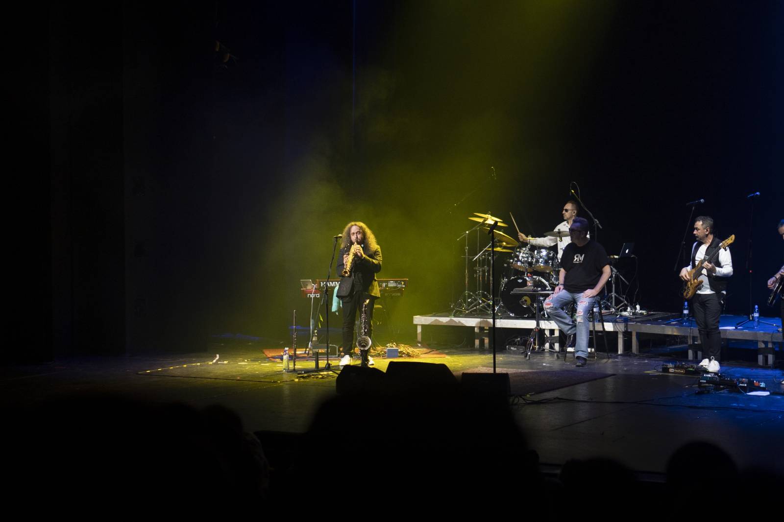 Koncert zakončený ve stoje. Richard Müller zahrál v Divadle Hybernia