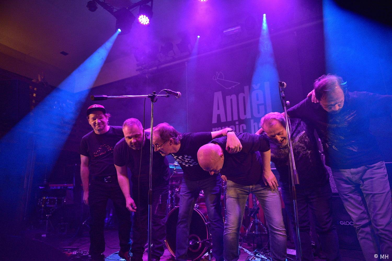 Prouza v Plzni oslavila Kristova léta, sekundoval jí Absolutní neklid