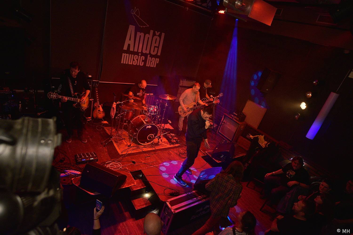 Prouza v Plzni oslavila Kristova léta, sekundoval jí Absolutní neklid