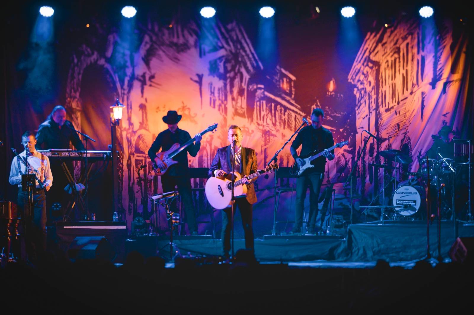 Petr Bende vyrazil na vánoční turné, Forum v rodné Třebíči beznadějně vyprodal