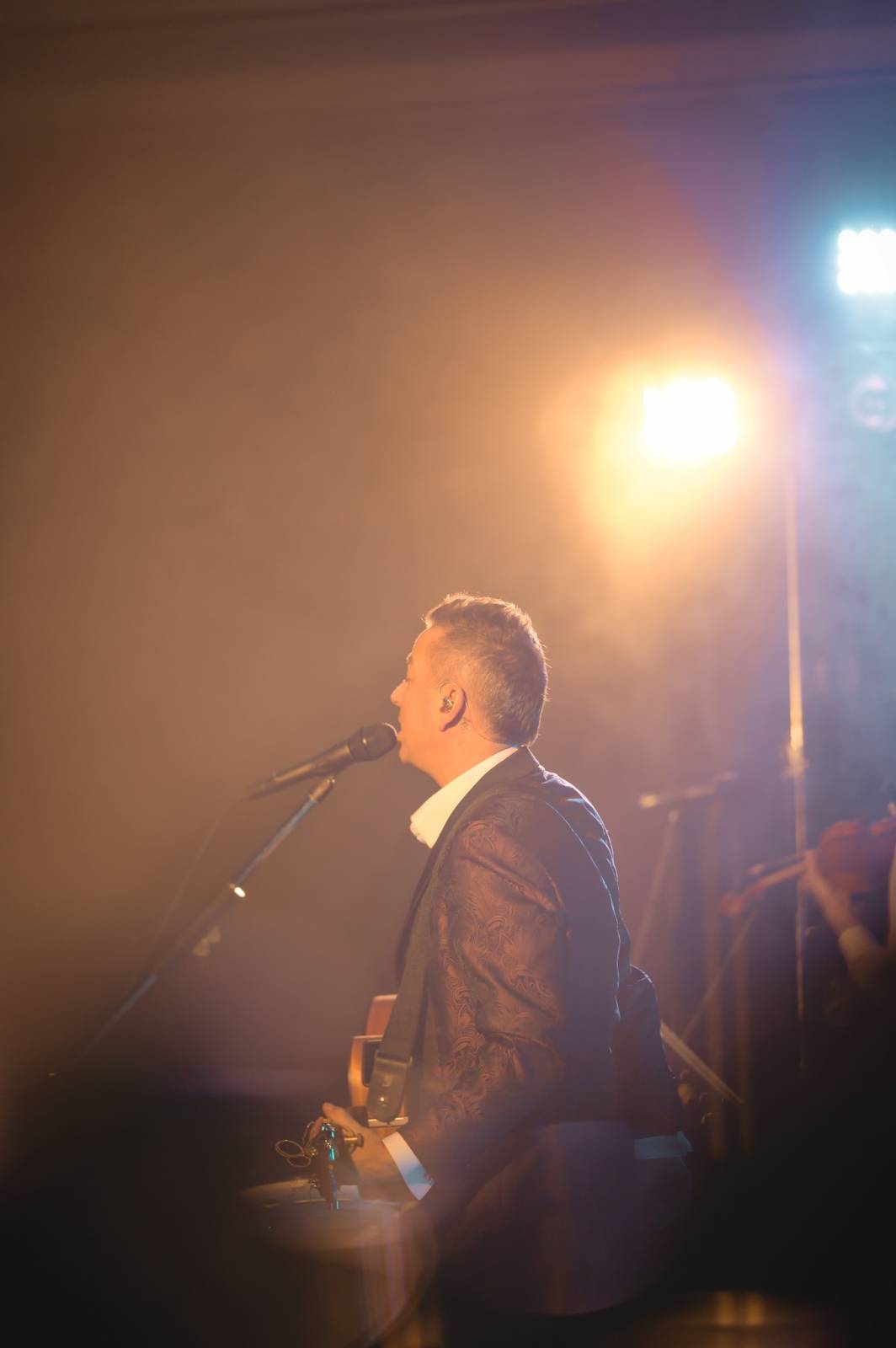 Petr Bende vyrazil na vánoční turné, Forum v rodné Třebíči beznadějně vyprodal