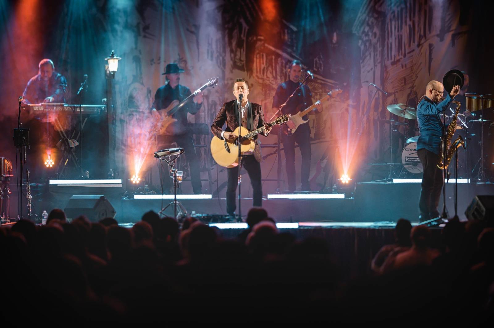 Petr Bende vyrazil na vánoční turné, Forum v rodné Třebíči beznadějně vyprodal