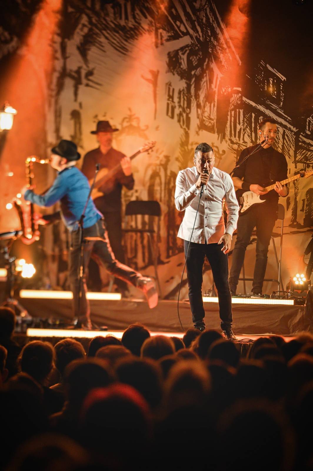 Petr Bende vyrazil na vánoční turné, Forum v rodné Třebíči beznadějně vyprodal