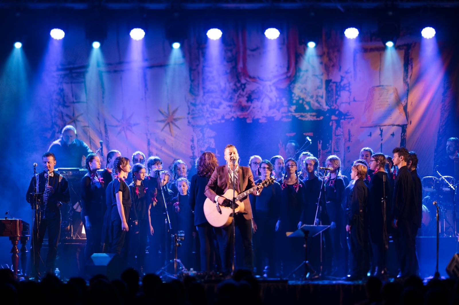 Petr Bende vyrazil na vánoční turné, Forum v rodné Třebíči beznadějně vyprodal