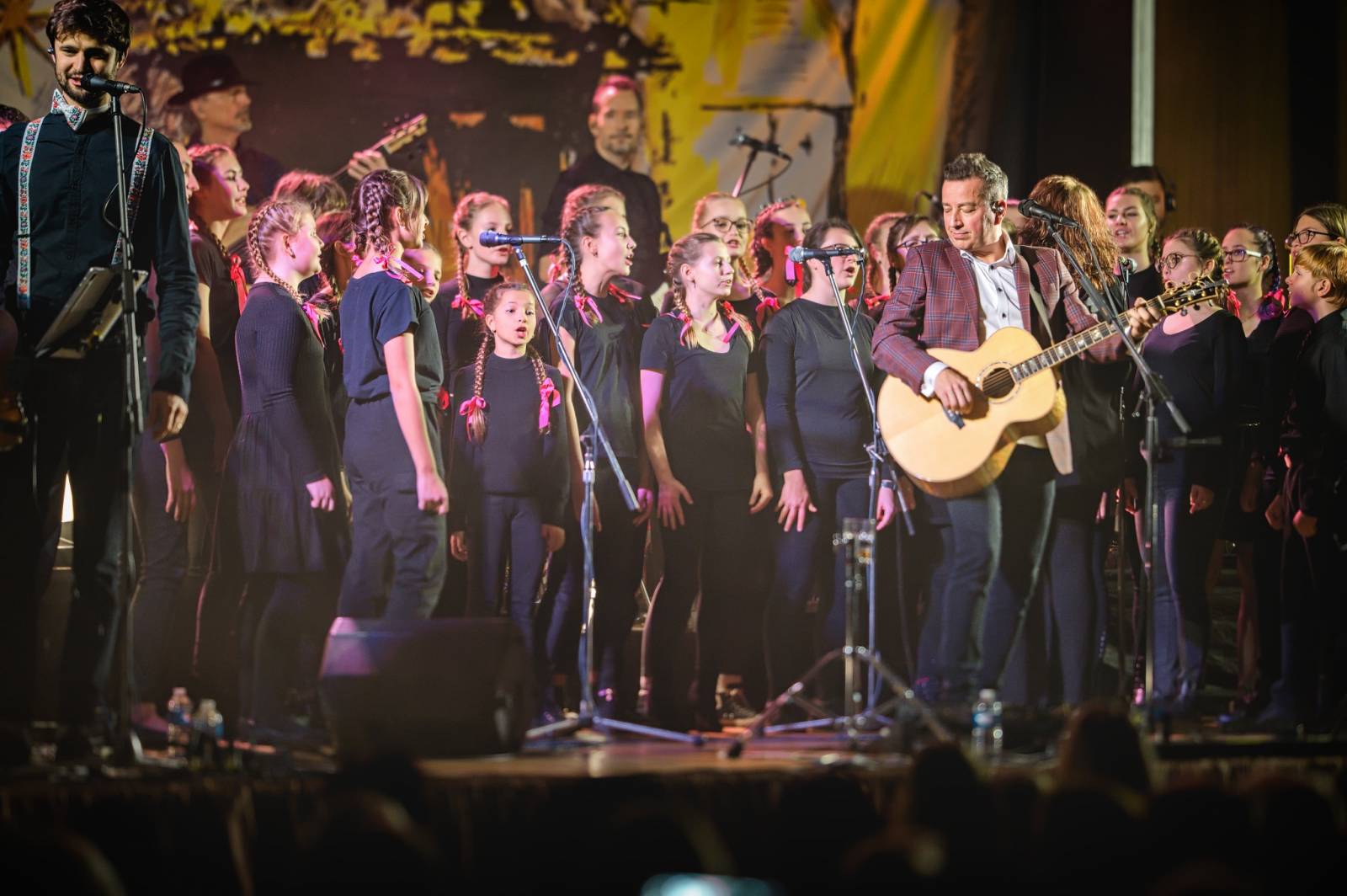 Petr Bende vyrazil na vánoční turné, Forum v rodné Třebíči beznadějně vyprodal