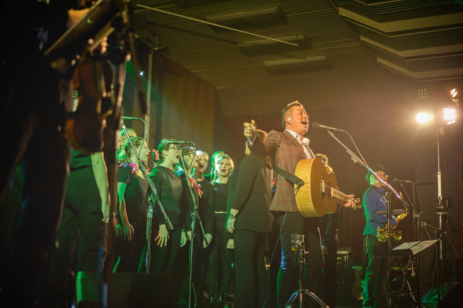 Petr Bende vyrazil na vánoční turné, Forum v rodné Třebíči beznadějně vyprodal