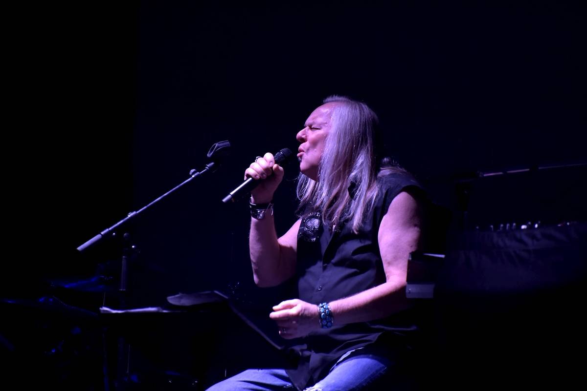 Uriah Heep nabídli fanouškům zásadní skladby ze své padesátileté historie