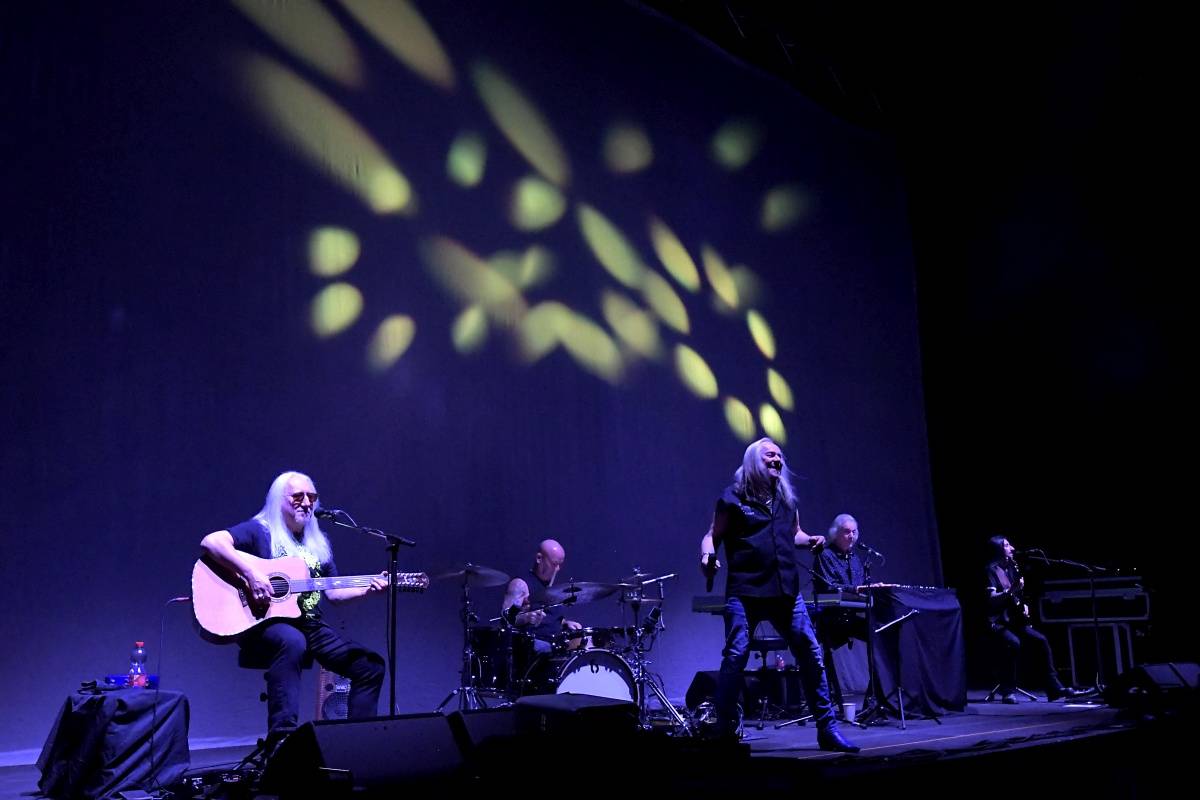 Uriah Heep nabídli fanouškům zásadní skladby ze své padesátileté historie