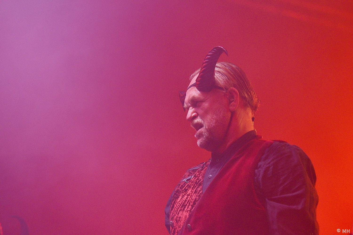 Rok 2022 objektivem fotografů | Martin Hanáček fotil Rock for JK Manětín, Kurtizány z 25. Avenue, Lordi nebo Znouzectnost