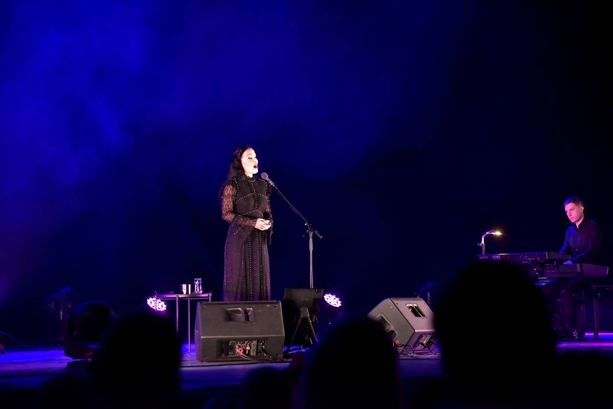 Tarja Turunen s sebou do Prahy přivezla vánoční pohodu