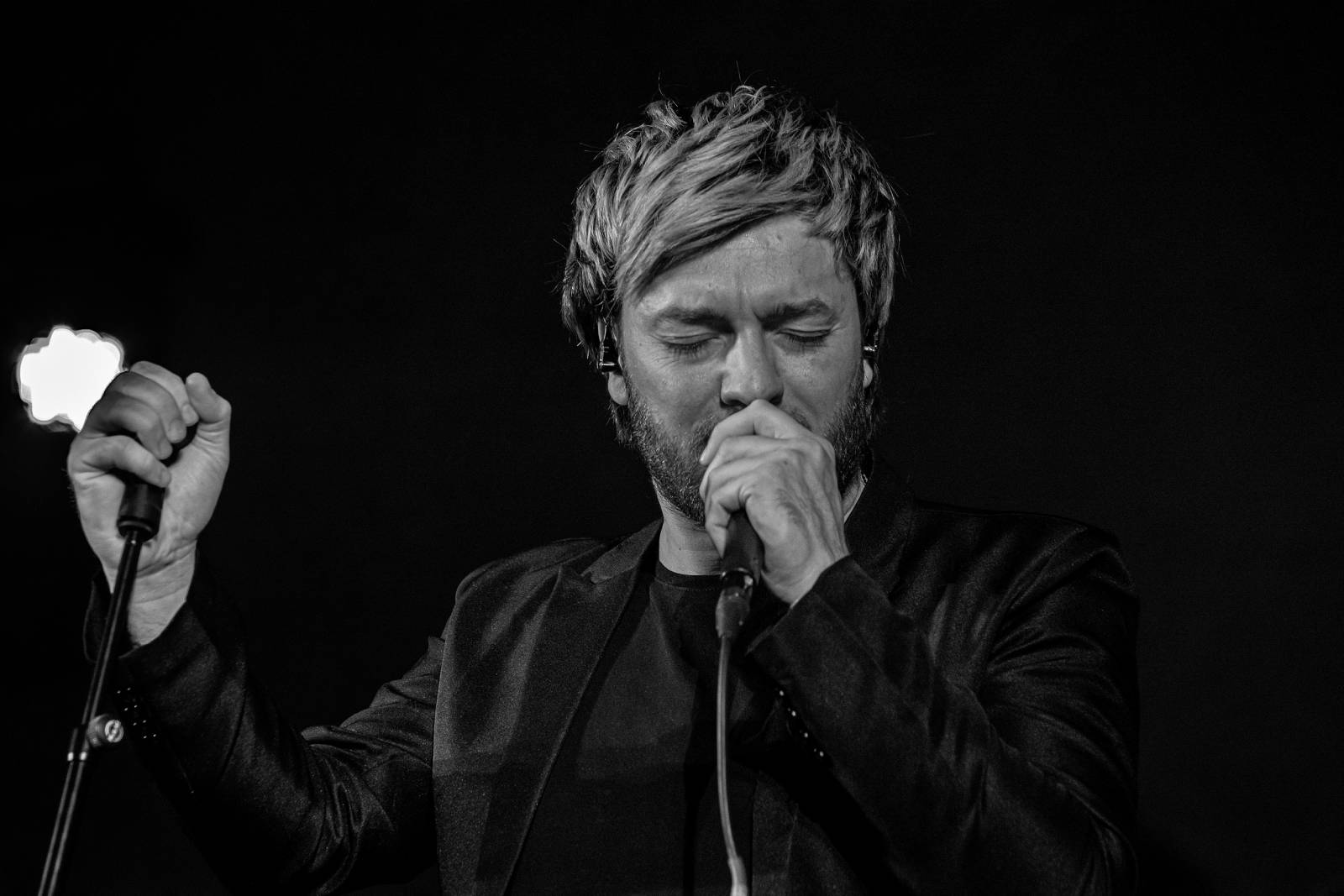 Rok 2022 objektivem fotografů | Jan Urbánek zachytil Stromboli v lomu Amerika, Tři sestry, Kabát i Heilung