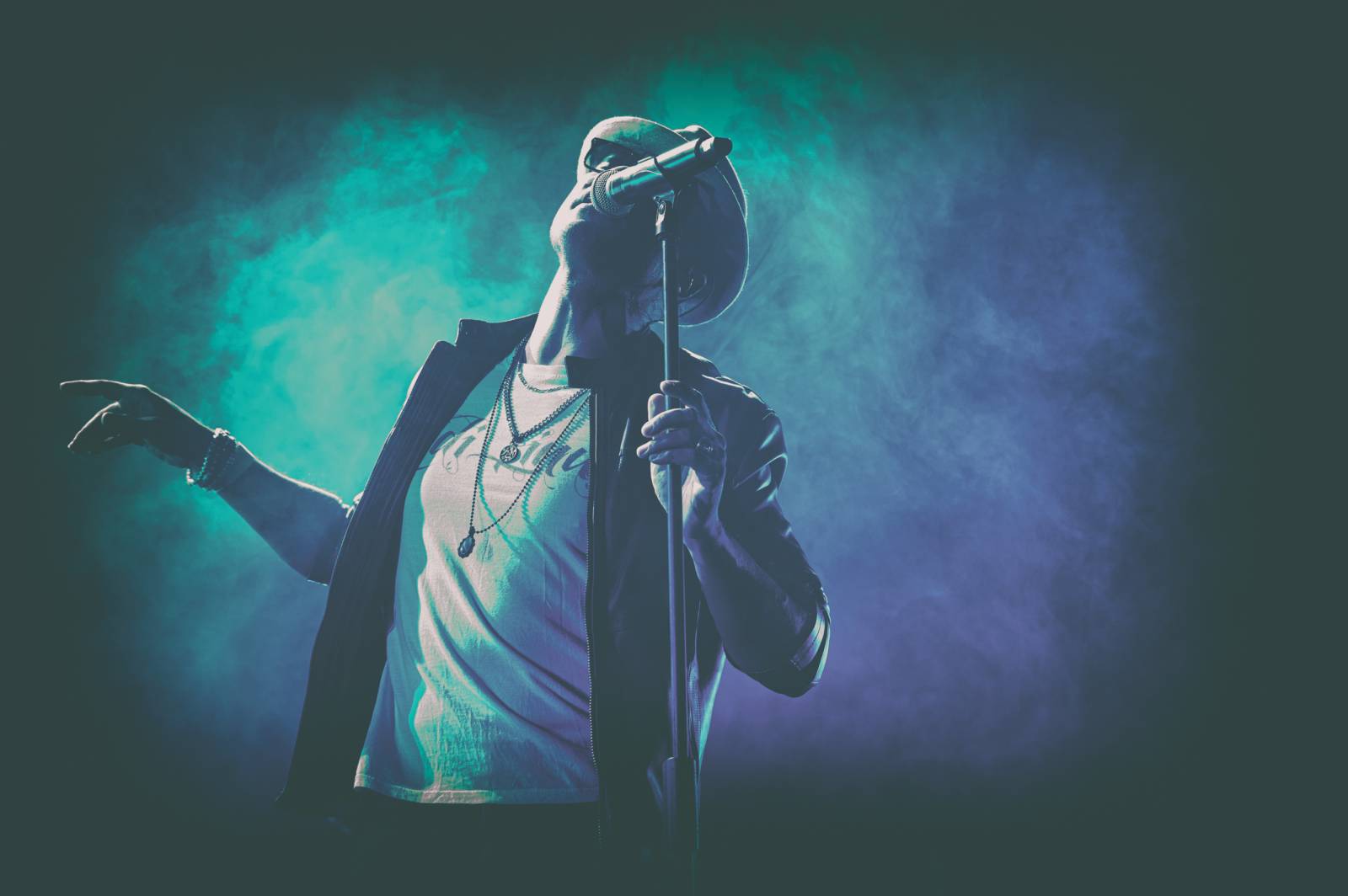 Rok 2022 objektivem fotografů | Jan Urbánek zachytil Stromboli v lomu Amerika, Tři sestry, Kabát i Heilung