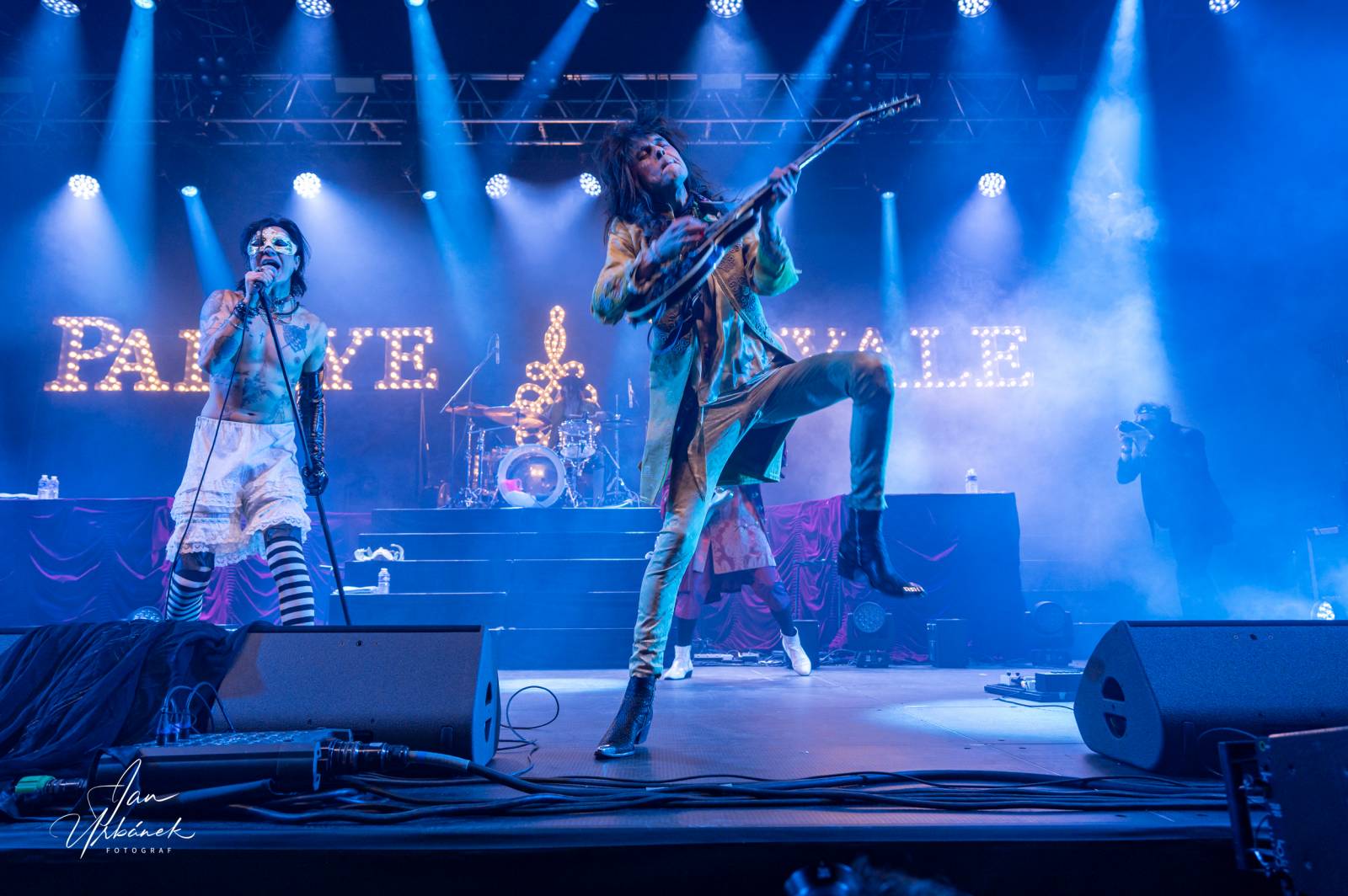 Palaye Royale v Praze odstartovali turné, fanynky šílely nadšením