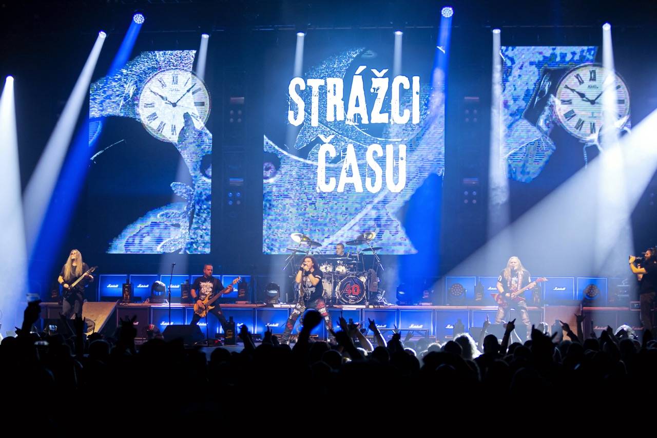 Arakain slavil v O2 universu čtyřicátiny, přáli mu Petr Kolář i Lucie Bílá