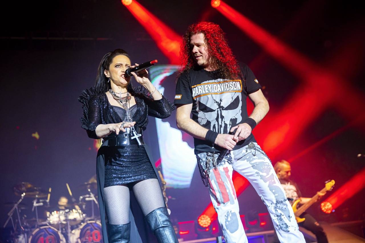 Arakain slavil v O2 universu čtyřicátiny, přáli mu Petr Kolář i Lucie Bílá