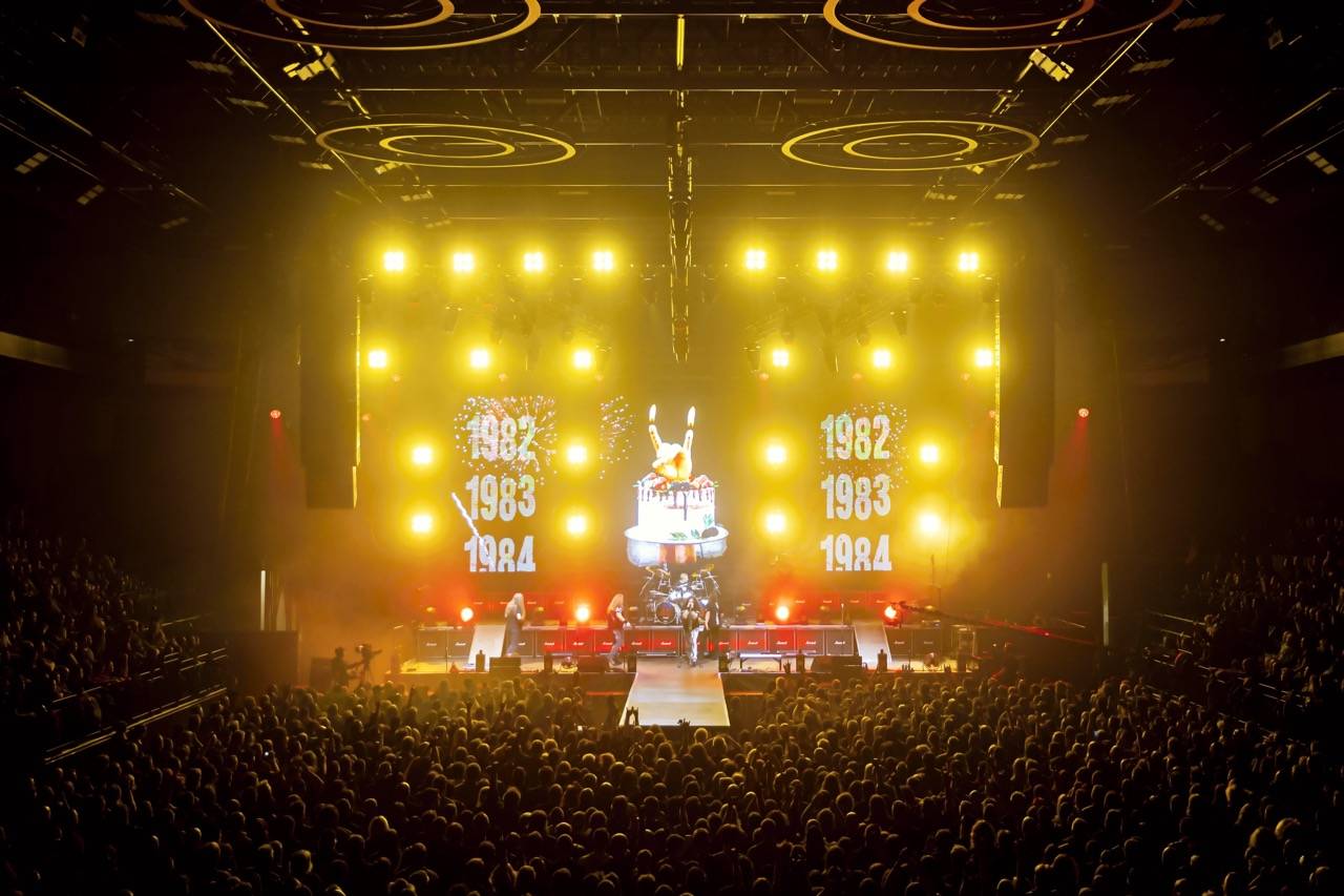 Arakain slavil v O2 universu čtyřicátiny, přáli mu Petr Kolář i Lucie Bílá