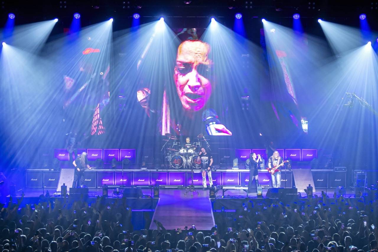 Arakain slavil v O2 universu čtyřicátiny, přáli mu Petr Kolář i Lucie Bílá