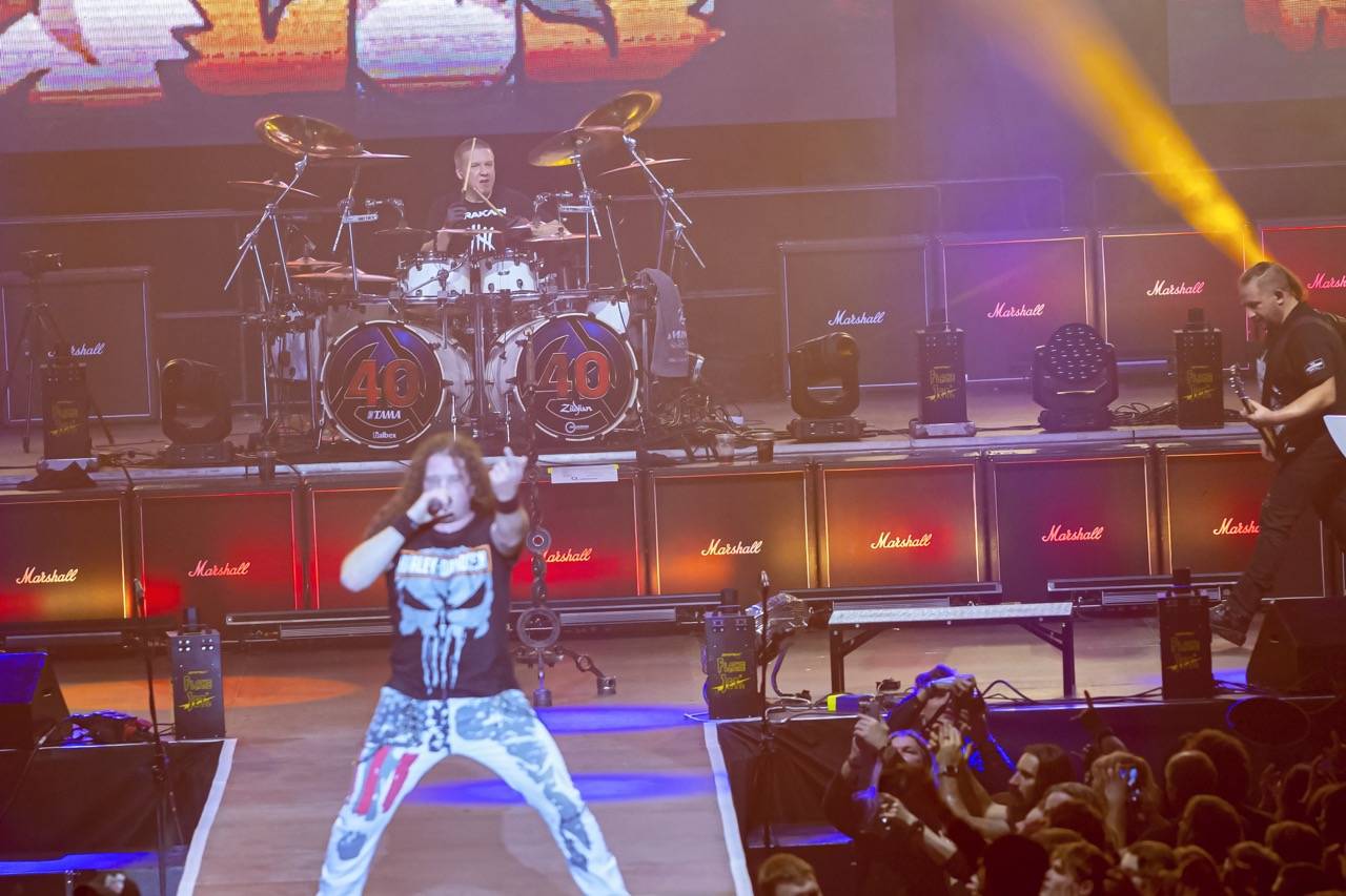 Arakain slavil v O2 universu čtyřicátiny, přáli mu Petr Kolář i Lucie Bílá