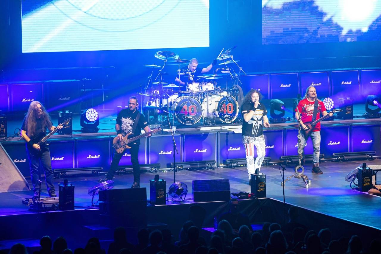 Arakain slavil v O2 universu čtyřicátiny, přáli mu Petr Kolář i Lucie Bílá