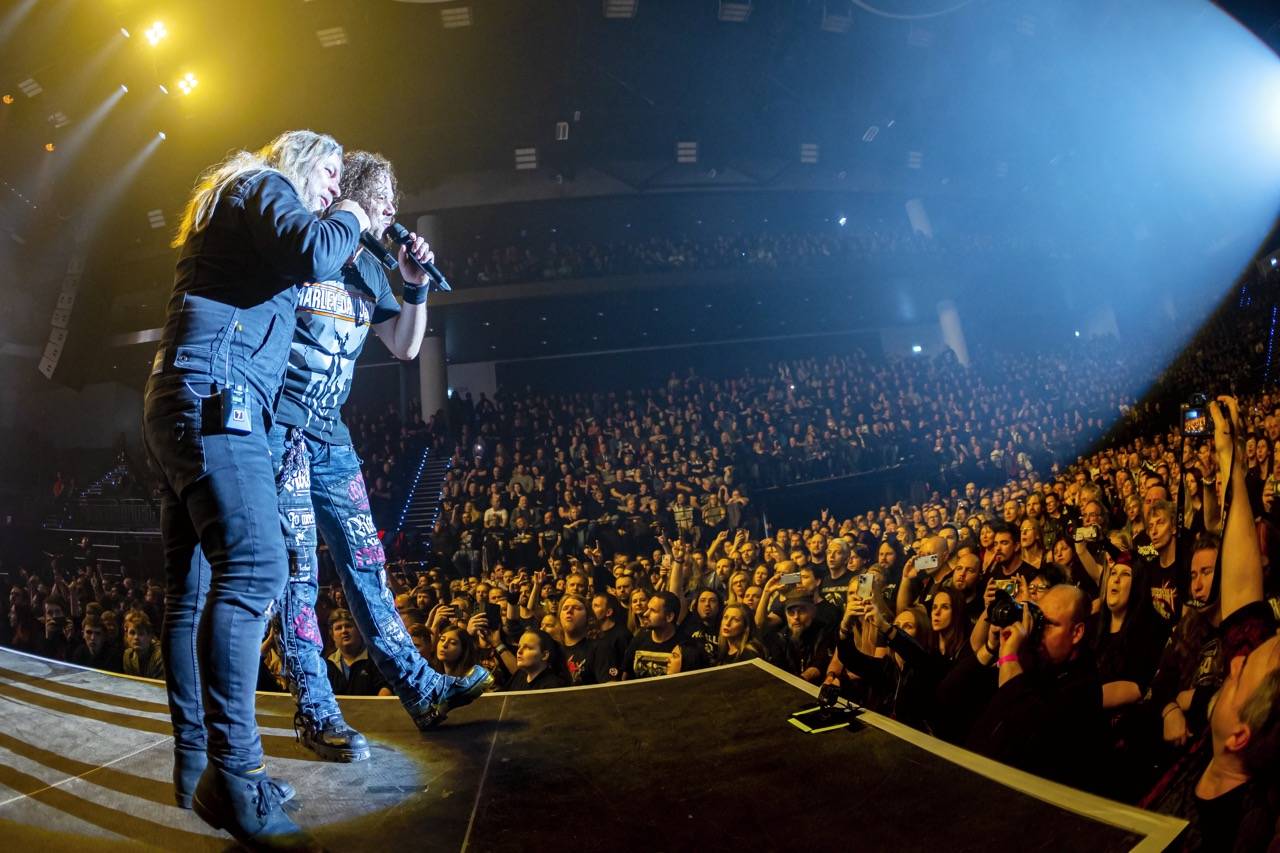 Arakain slavil v O2 universu čtyřicátiny, přáli mu Petr Kolář i Lucie Bílá