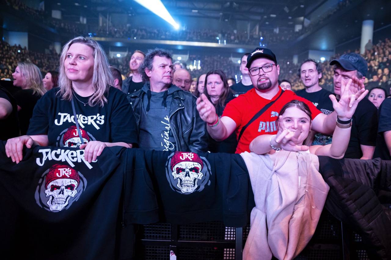 Arakain slavil v O2 universu čtyřicátiny, přáli mu Petr Kolář i Lucie Bílá