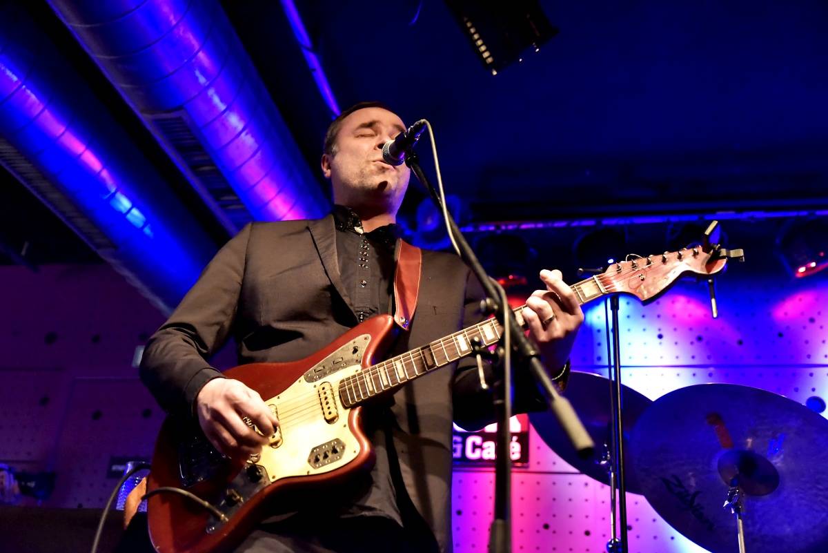 Minus 123 minut druhým objektivem