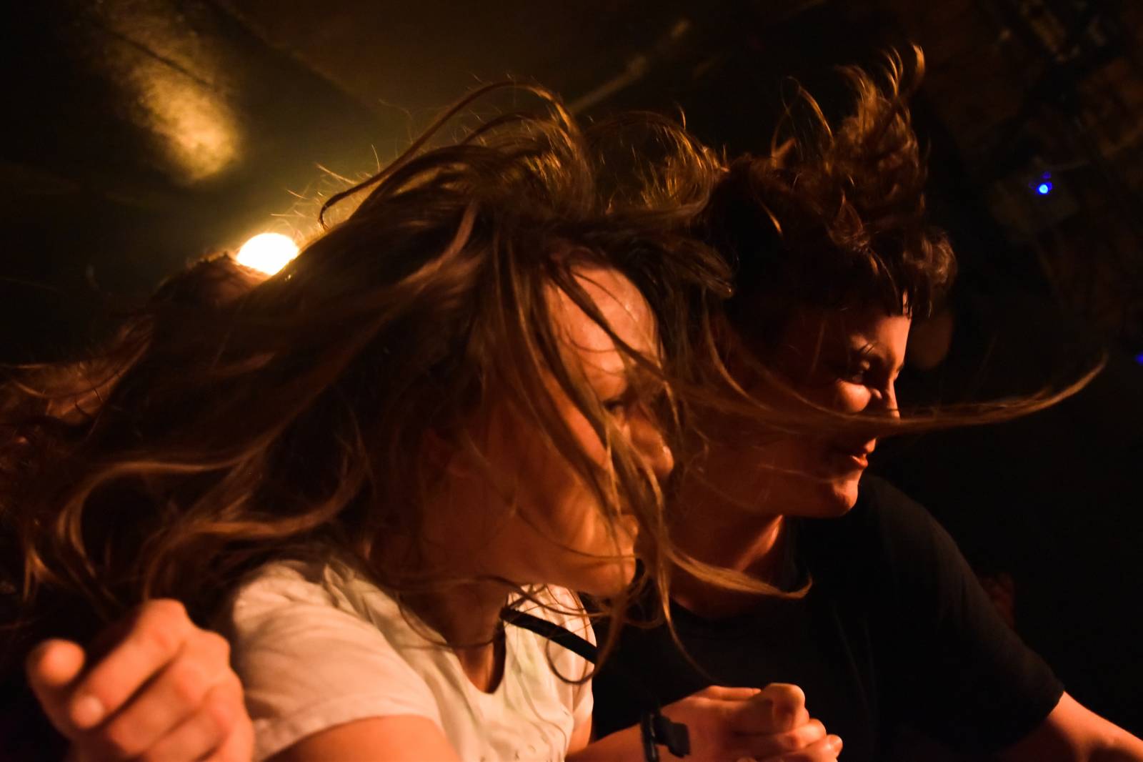 Bestiálně šťastná Vypsaná fiXa zakotvila v pražském Café V lese