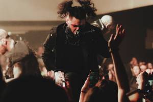 Oxymorrons a Ghøstkid předskakovali ve vyprodaném Lucerna Music Baru Bad Omens