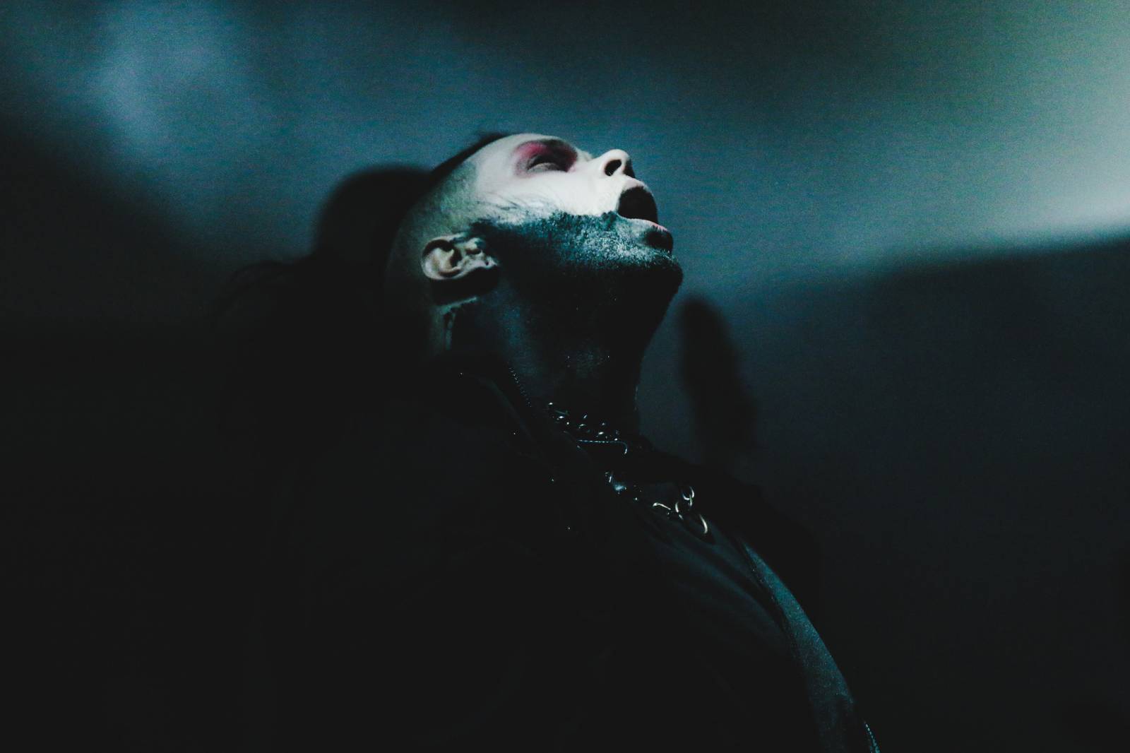 Oxymorrons a Ghøstkid předskakovali ve vyprodaném Lucerna Music Baru Bad Omens