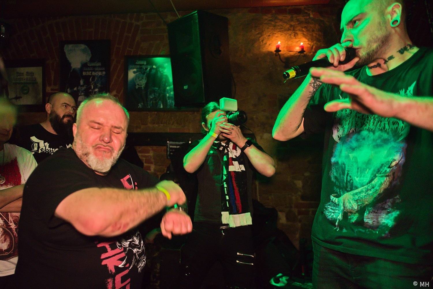 Psora křtila v plzeňském Parlamentu album, nechyběl Petr Korál