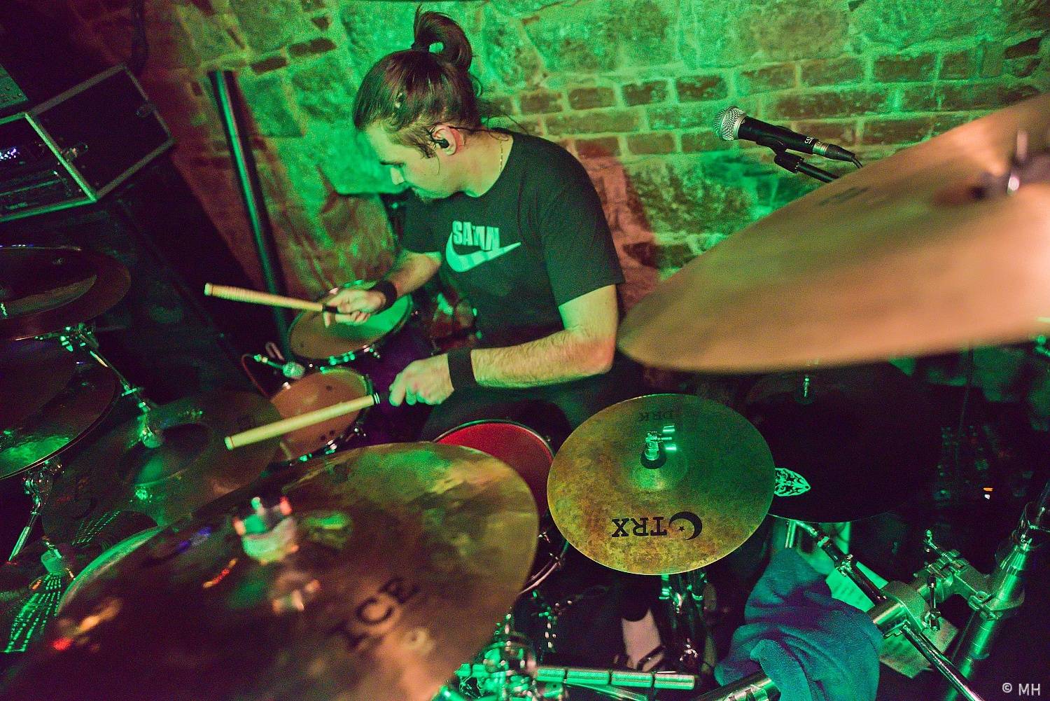 Psora křtila v plzeňském Parlamentu album, nechyběl Petr Korál