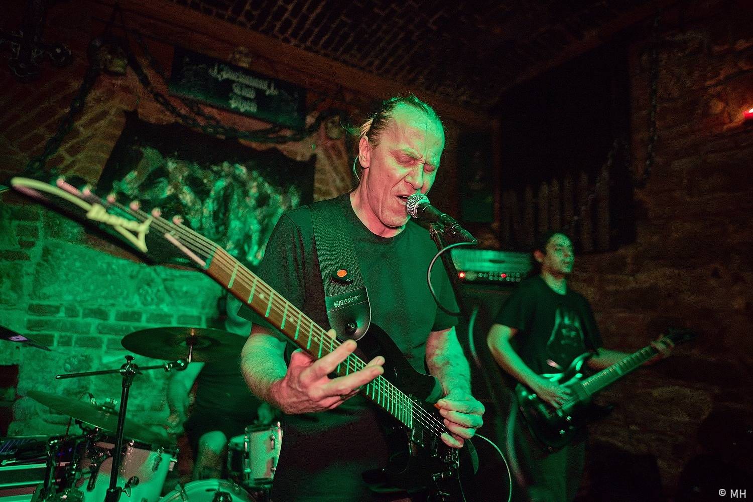 Psora křtila v plzeňském Parlamentu album, nechyběl Petr Korál