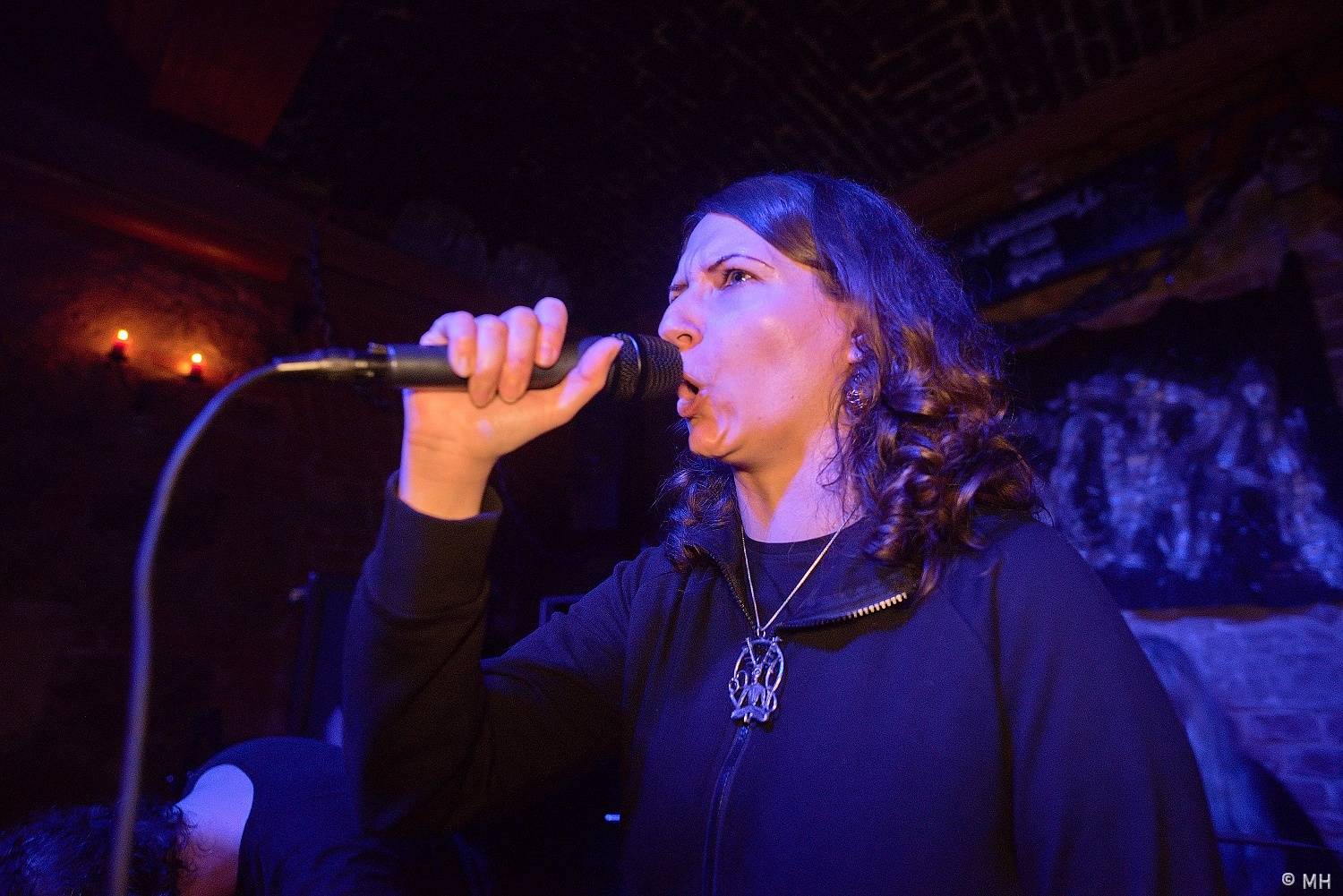 Psora křtila v plzeňském Parlamentu album, nechyběl Petr Korál