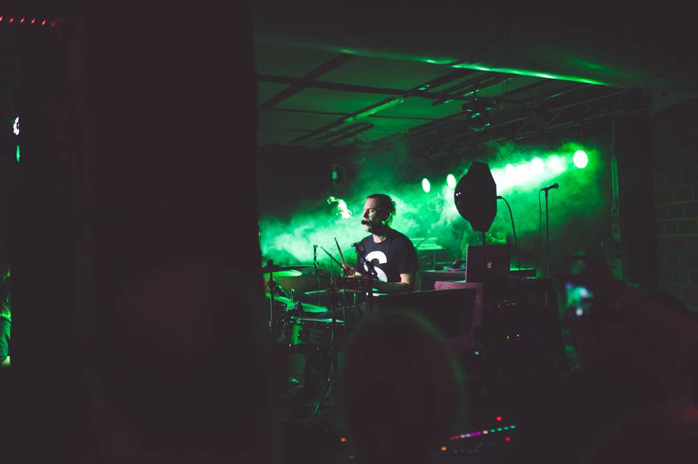 Energičtí Tata Bojs dorazili do Havířova, zaplněná Stolárna jásala nadšením