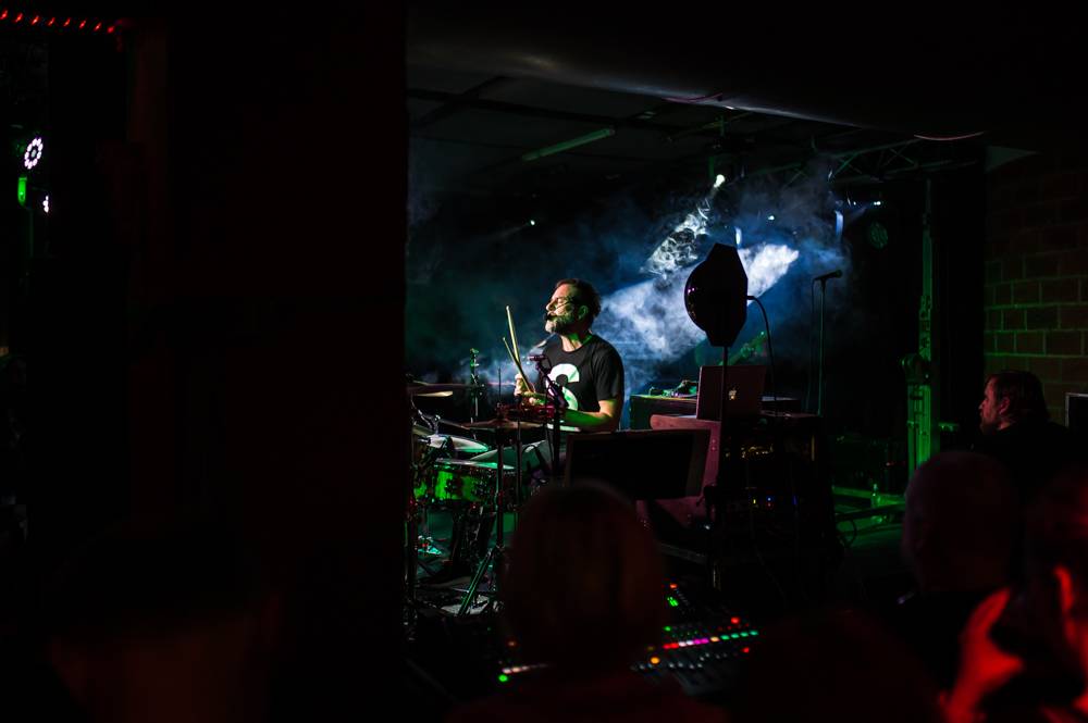 Energičtí Tata Bojs dorazili do Havířova, zaplněná Stolárna jásala nadšením