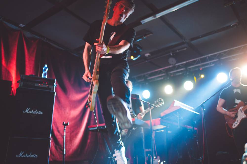 Energičtí Tata Bojs dorazili do Havířova, zaplněná Stolárna jásala nadšením